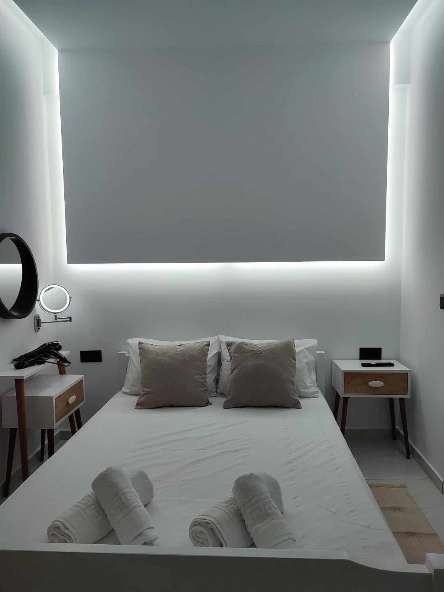 Alexander Luxury Apartments & Studios Metamorfosi  Pokoj fotografie